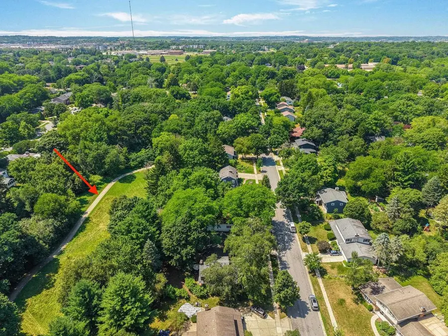 6325 Keelson Drive, Madison, WI 53705 - #2