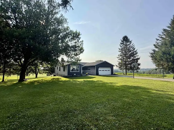 S5703 County Road J Road, Viroqua, WI 54665
