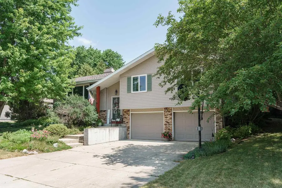 432 Applewood Lane, Janesville, WI 53548 - #3