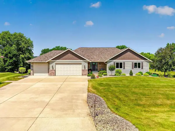 W14126 Crestview Drive, Prairie Du Sac, WI 53578
