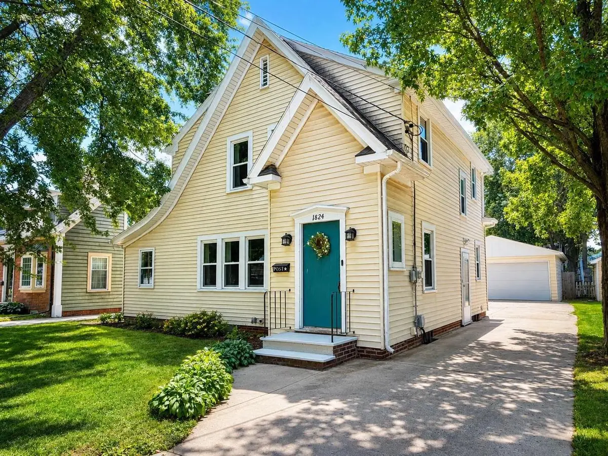 1824 Strong Avenue, Beloit, WI 53511 - #1
