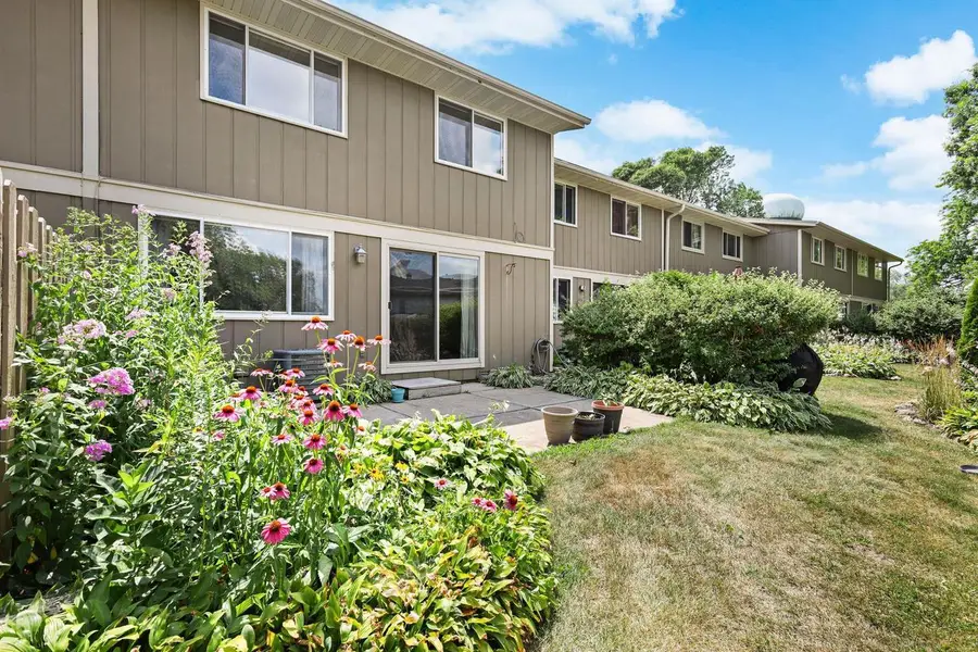 3550 Valley Ridge Road, Middleton, WI 53562 - #3
