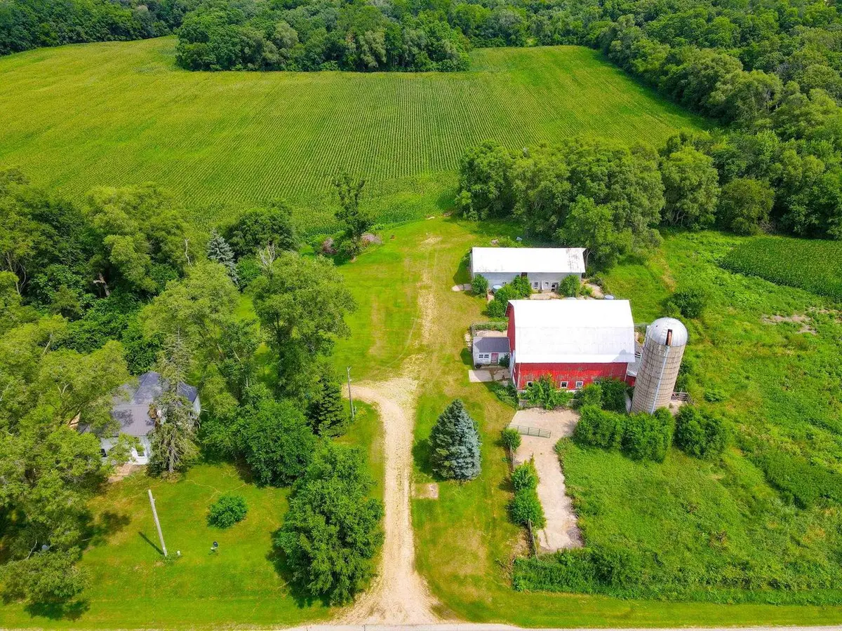 17438 W Finneran Road, Evansville, WI 53536 - #1