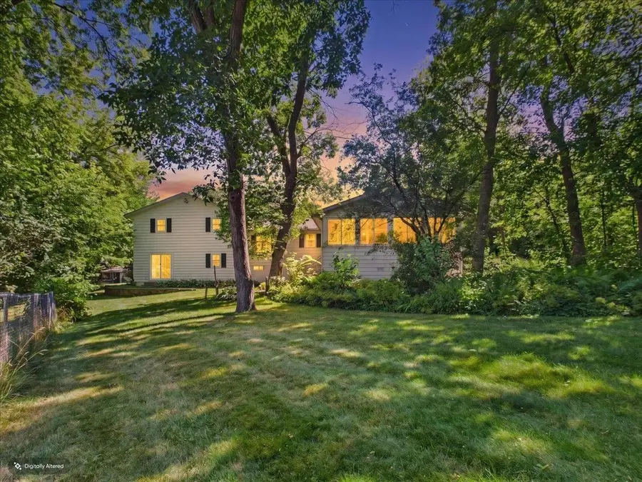 784 N Musket Ridge Drive, Sun Prairie, WI 53590 - #2