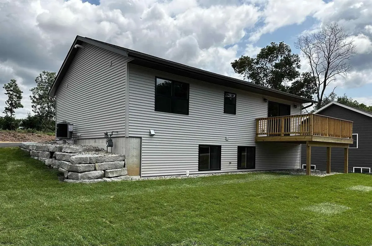 328 Brooke Circle, Montello, WI 53949 - #1