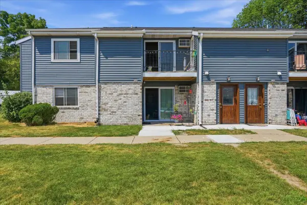 205 Whispering Pines Way, Fitchburg, WI 53713
