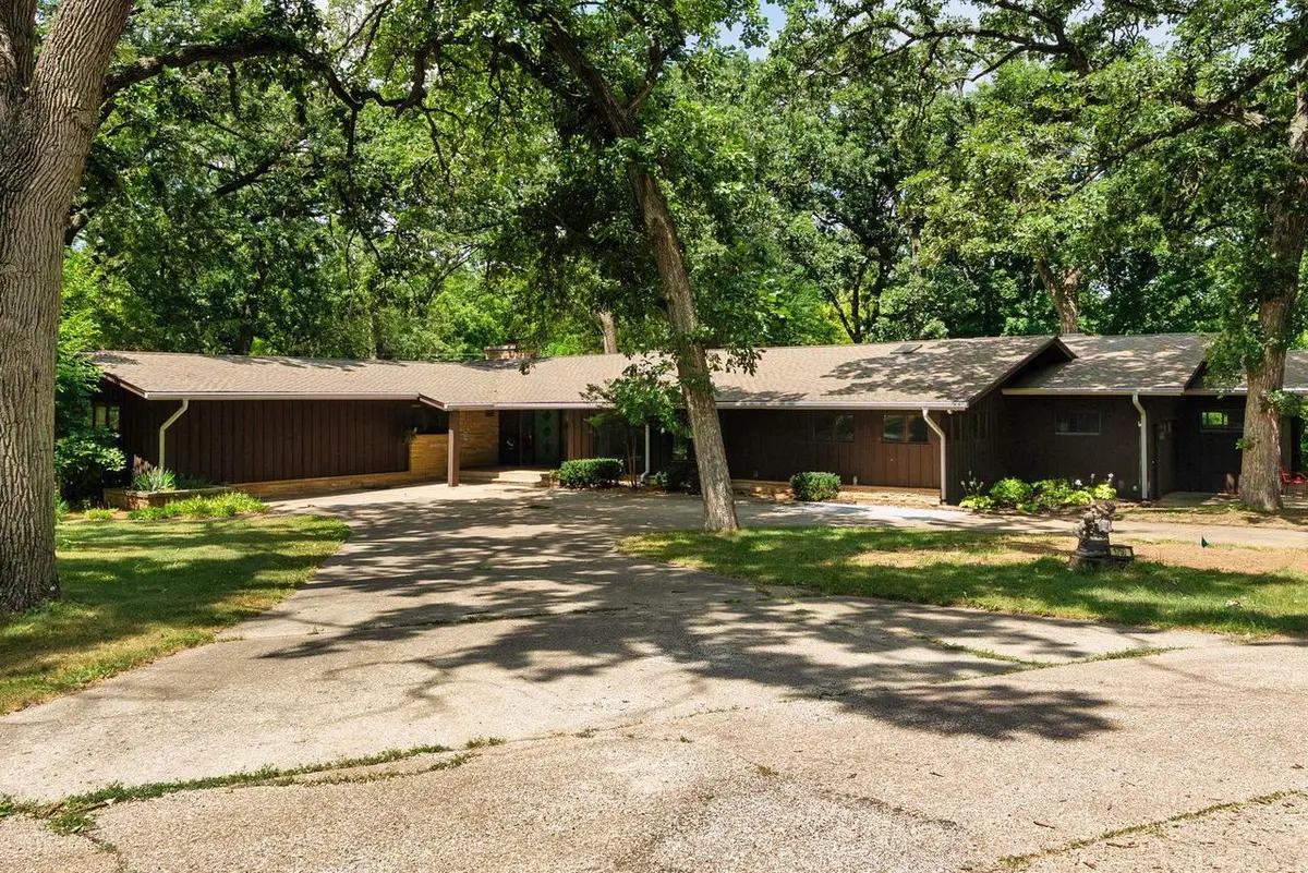 1750 E Ridge Road, Beloit, WI 53511 - #1