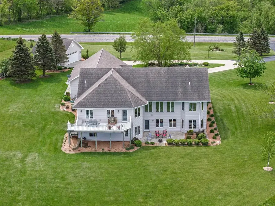 410 W Elroy Street, Elroy, WI 53929 - #2