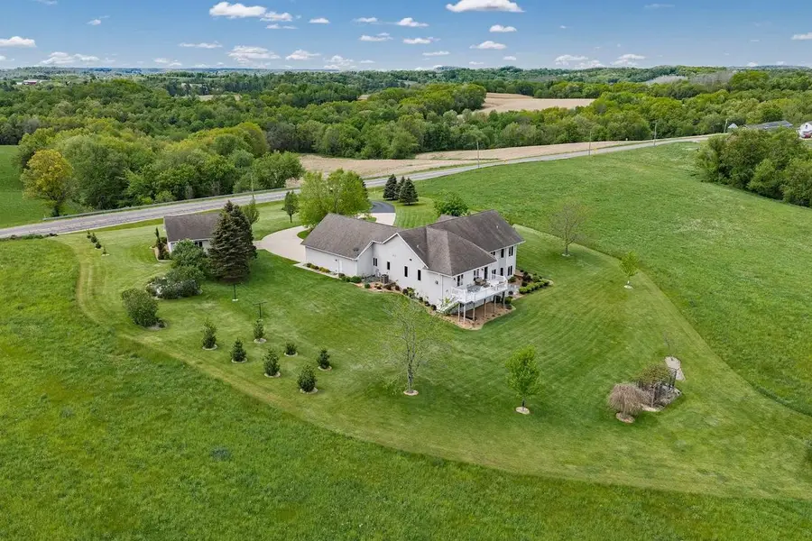 410 W Elroy Street, Elroy, WI 53929 - #3