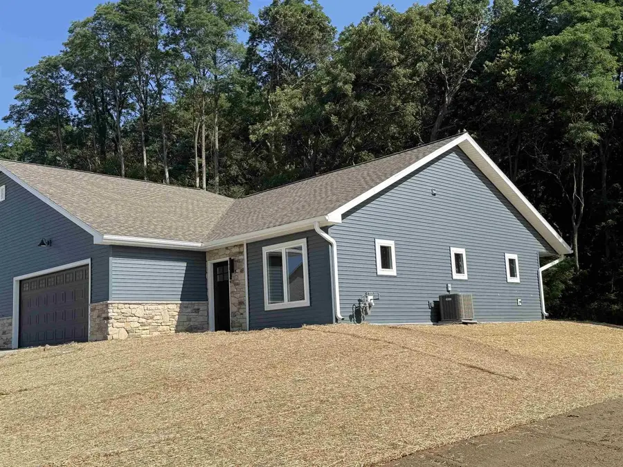 1081 Rusalka Circle, Reedsburg, WI 53959 - #3