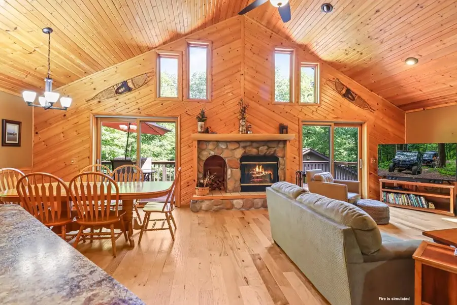10147 S Kaubashine Drive, Hazelhurst, WI 54531 - #2
