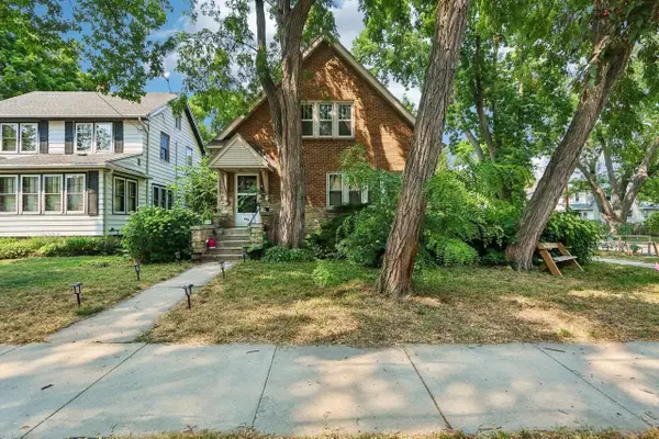 802 Emerson Street, Madison, WI 53715
