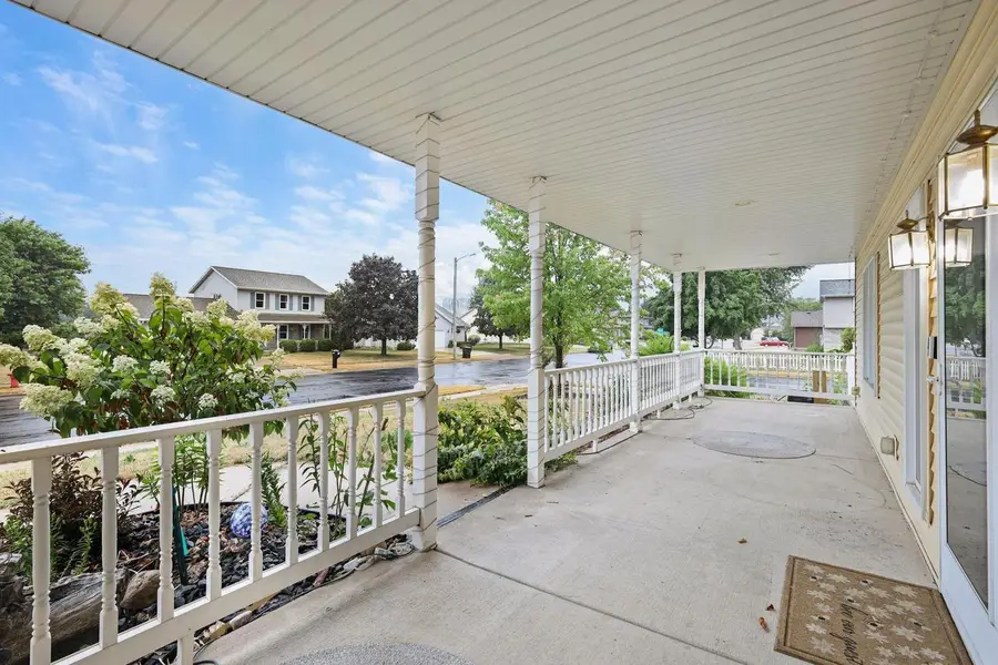 700 Paradise Drive, Stoughton, WI 53589 - #2