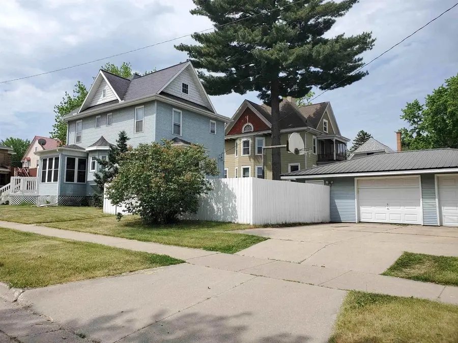 401 W Conant Street, Portage, WI 53901 - #3