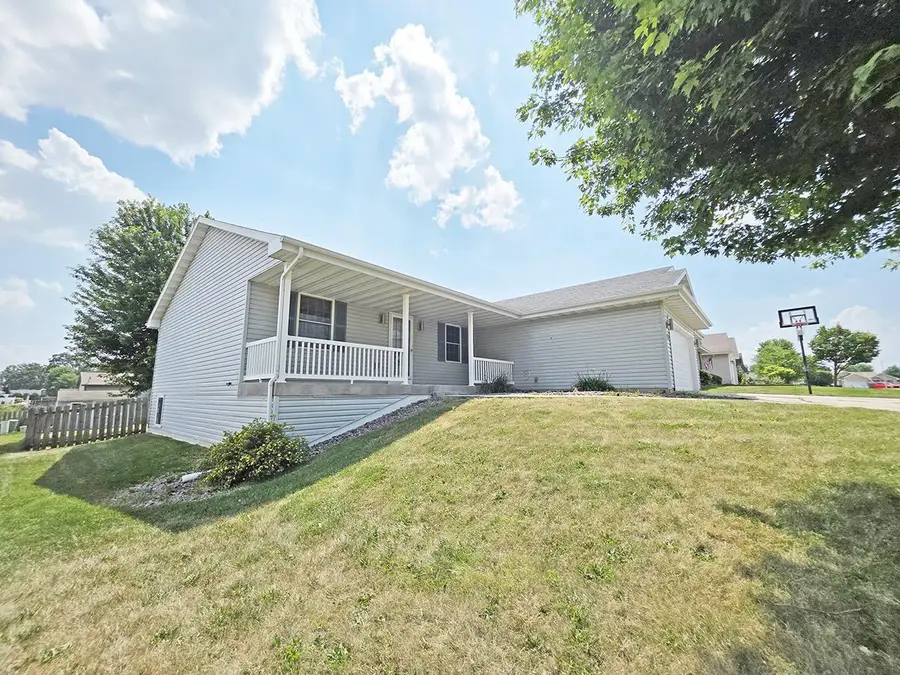4633 Overlook Drive, Milton, WI 53563 - #2