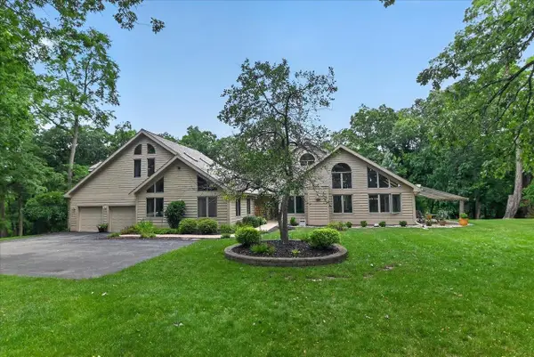 2395 White Oak Trail, Oregon, WI 53575