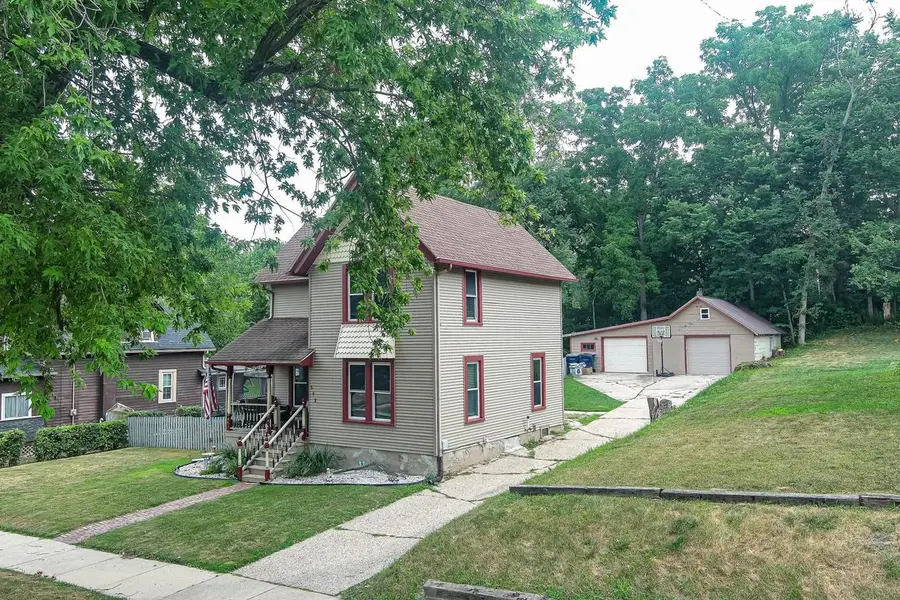 505 S Garfield Avenue, Janesville, WI 53545 - #3