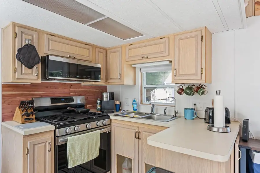 112 Wood Haven Drive #30, Wisconsin Dells, WI 53965 - #2