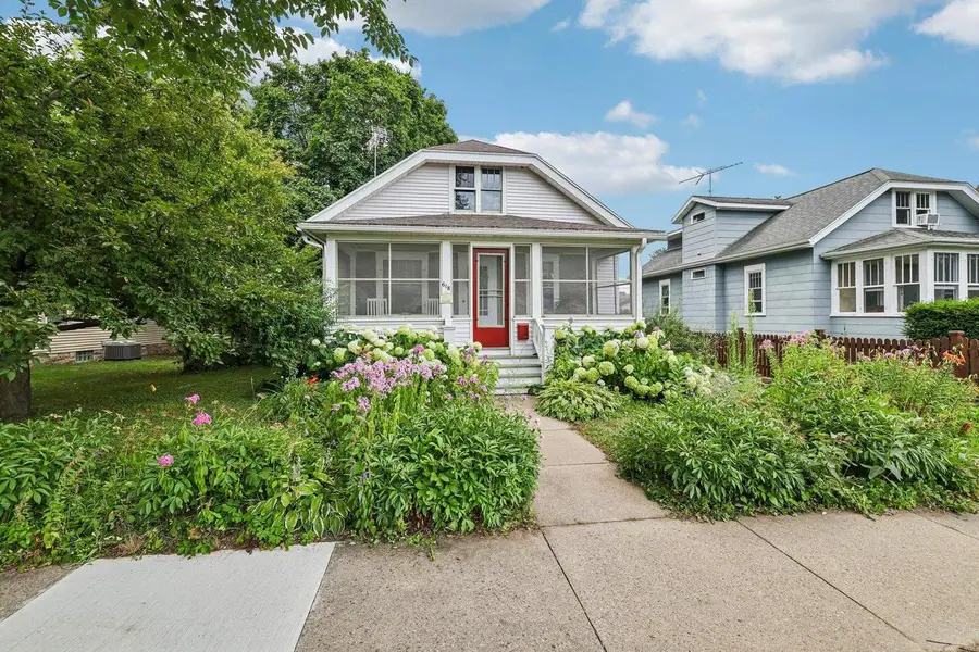 618 5th Street, Baraboo, WI 53913 - #2