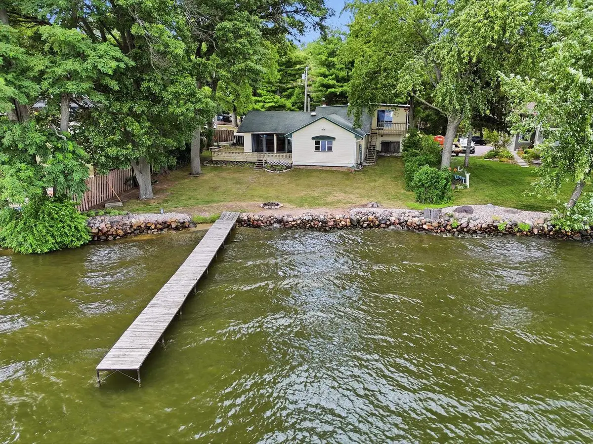 40 Bayer Lane, Wisconsin Dells, WI 53965 - #1