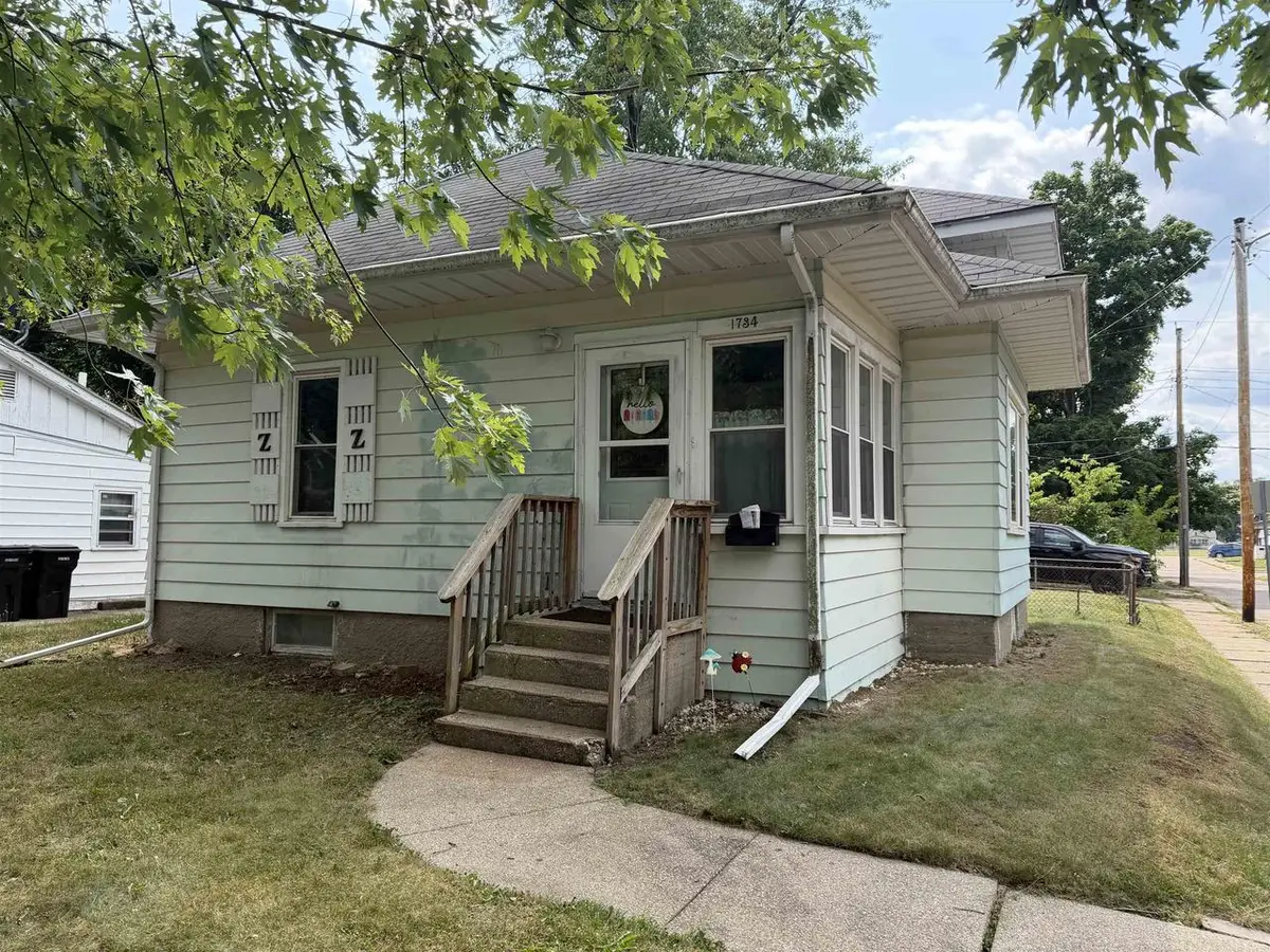 1734 Fayette Avenue, Beloit, WI 53511 - #1