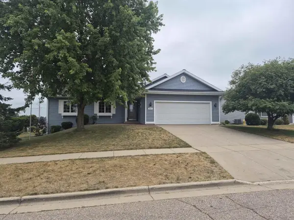 4152 Hawkridge Drive, Janesville, WI 53546