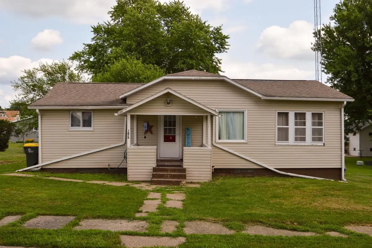 1675 Monroe Street, Fennimore, WI 53809 - #1