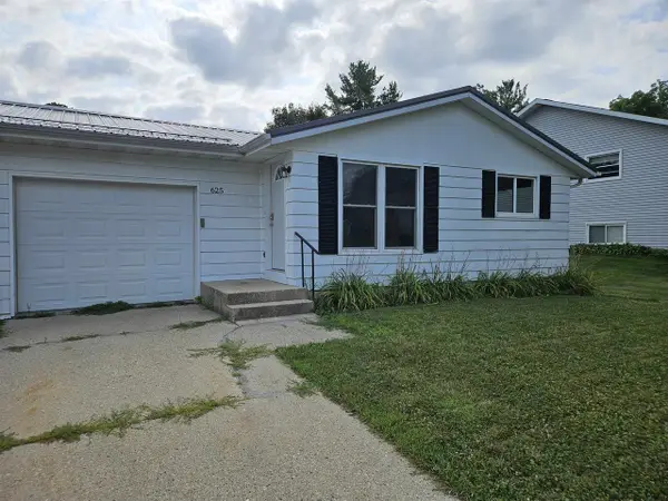 625 Cross Street, Poynette, WI 53955