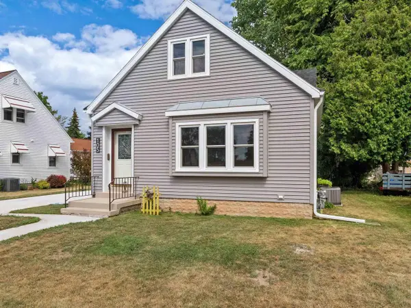 105 Bishop Avenue, Plymouth, WI 53073