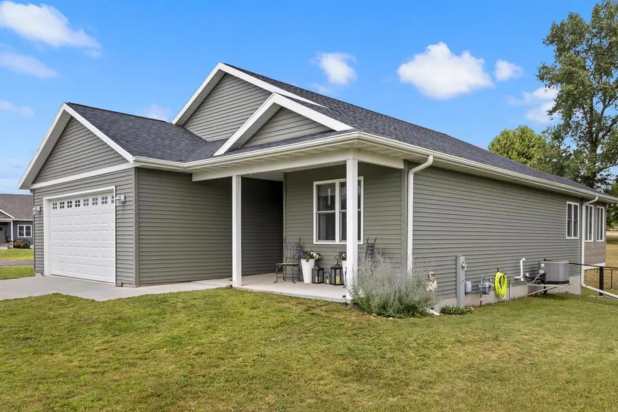N6736 Clover Lane, Pardeeville, WI 53954 - #3