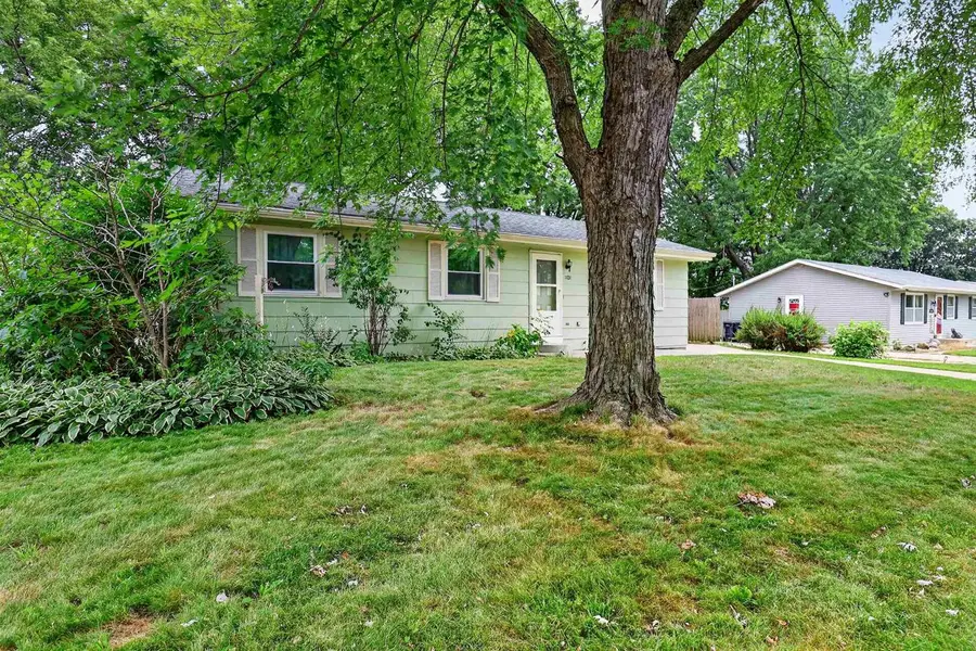 2111 S Osborne Avenue, Janesville, WI 53546 - #2