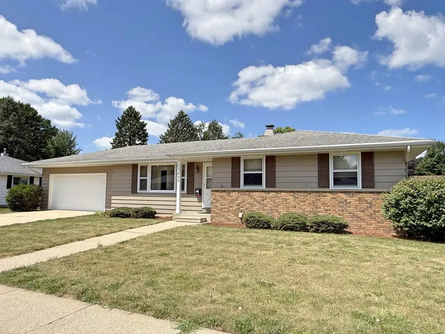 1429 N Pontiac Drive, Janesville, WI 53545 - #2
