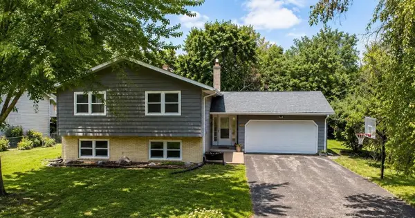 5654 Lacy Road, Fitchburg, WI 53711