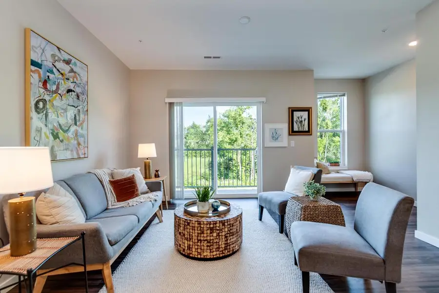 2674 Notre Dame Drive #702, Fitchburg, WI 53711 - #2