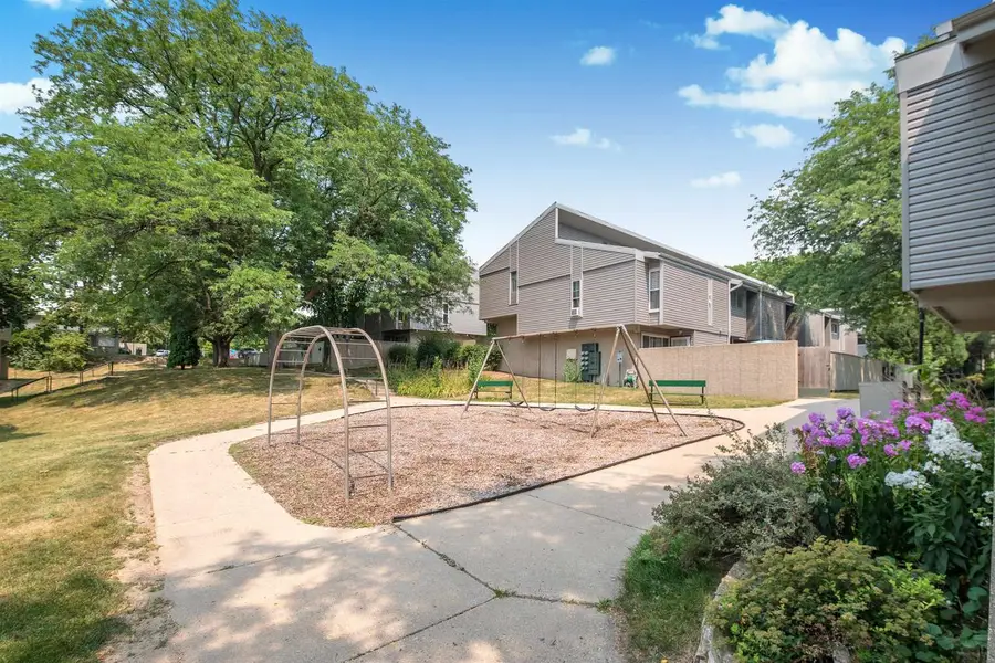 505 East Bluff, Madison, WI 53704 - #2