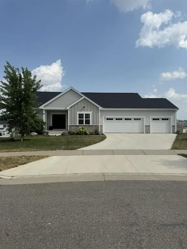 356 Humble Circle, Oregon, WI 53575