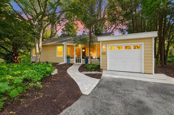 37 Hiawatha Circle, Madison, WI 53711