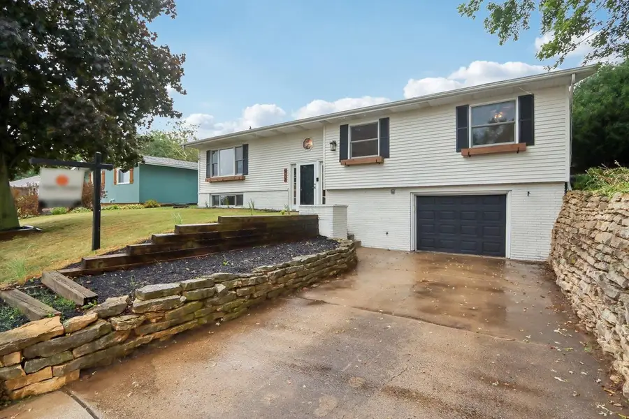 513 Prospect Road, Waunakee, WI 53597 - #2