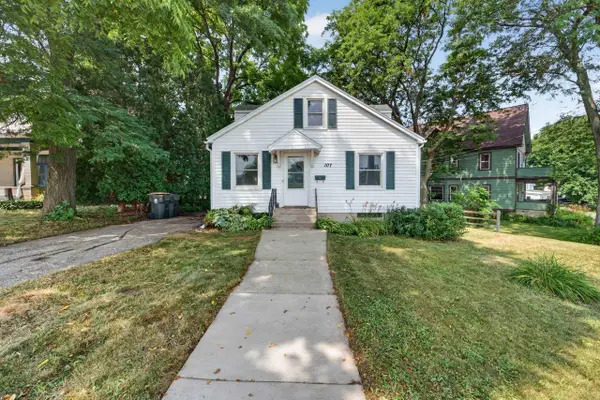 107 Grove Street, Sun Prairie, WI 53590