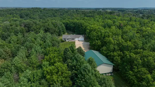 31380a Happy Hollow East Road, Cazenovia, WI 53924