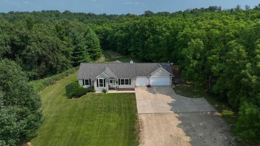 31380a Happy Hollow East Road, Cazenovia, WI 53924 - #3