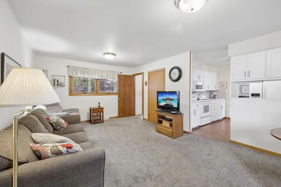 213 Minnehaha Avenue, Portage, WI 53901 - #3