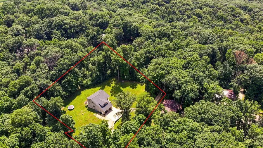 1884 W Timber Drive, Platteville, WI 53818 - #2