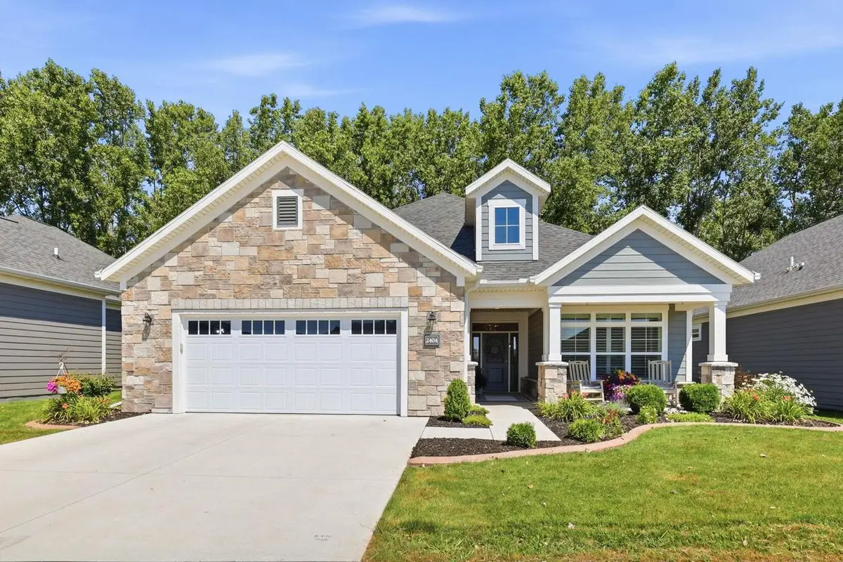 2404 E Baldeagle Drive, Appleton, WI 54913 - #1