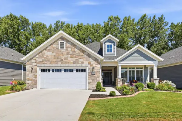 2404 E Baldeagle Drive, Appleton, WI 54913