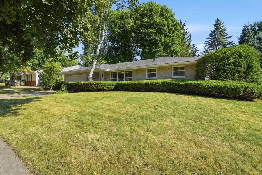 1913 Windom Way, Madison, WI 53704 - #2