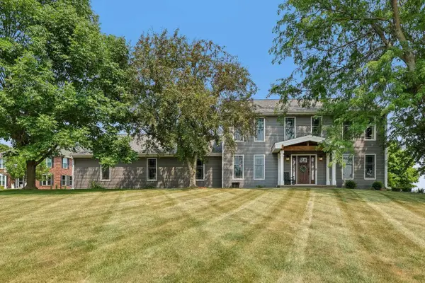 5220 Scenic Ridge Trail, Middleton, WI 53562