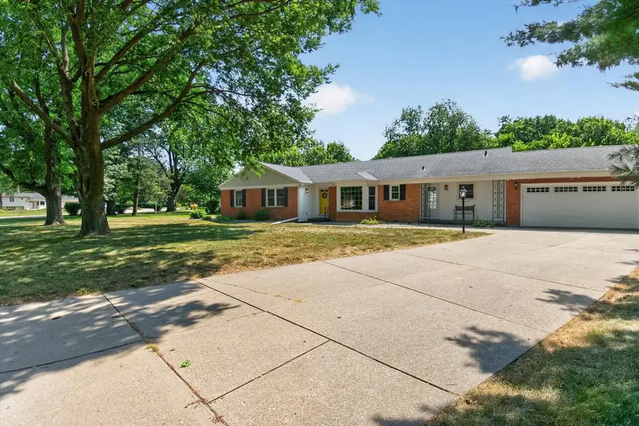 507 Apache Drive, Janesville, WI 53545 - #2