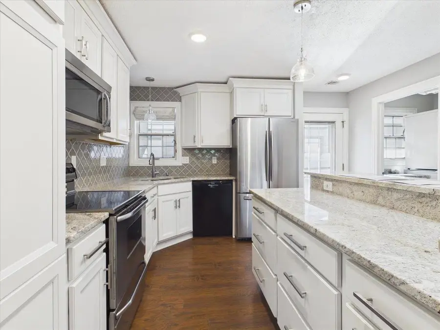 5383 Mariners Cove Drive #405, Madison, WI 53704 - #2