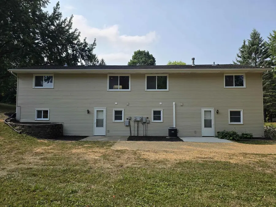 5804 Sauk Lane, McFarland, WI 53558 - #3